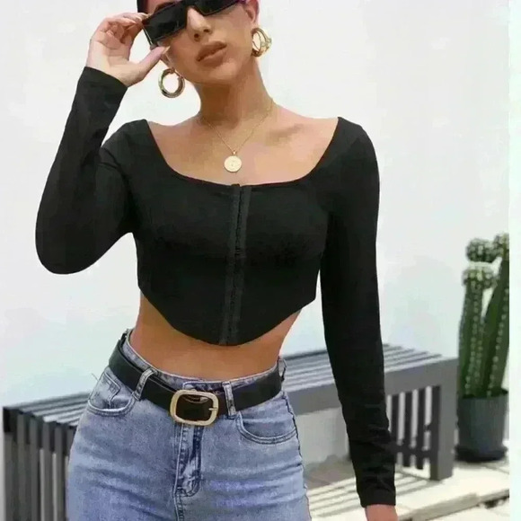 SHEIN Ruched Bust Hook-And-Eye Front Asymmetrical Crop Top - Picture 1 of 7